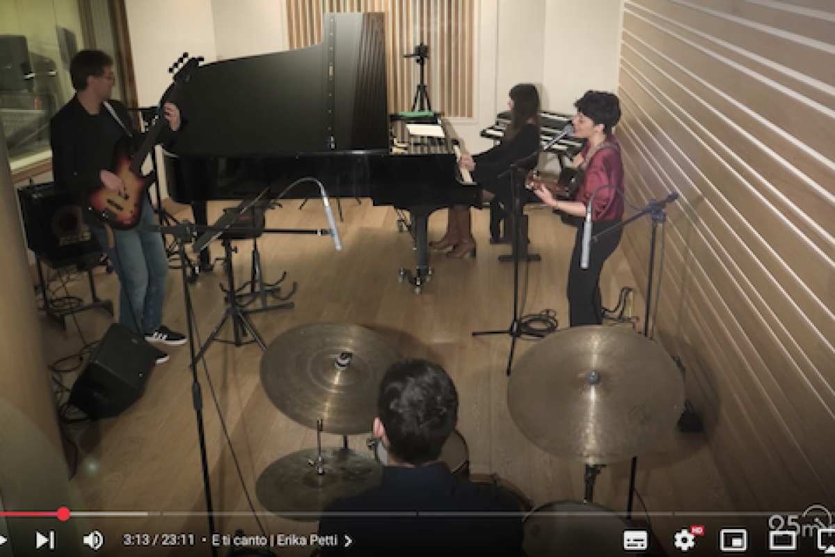 25 minutes, live at Tube | Erika Petti (Full Session)